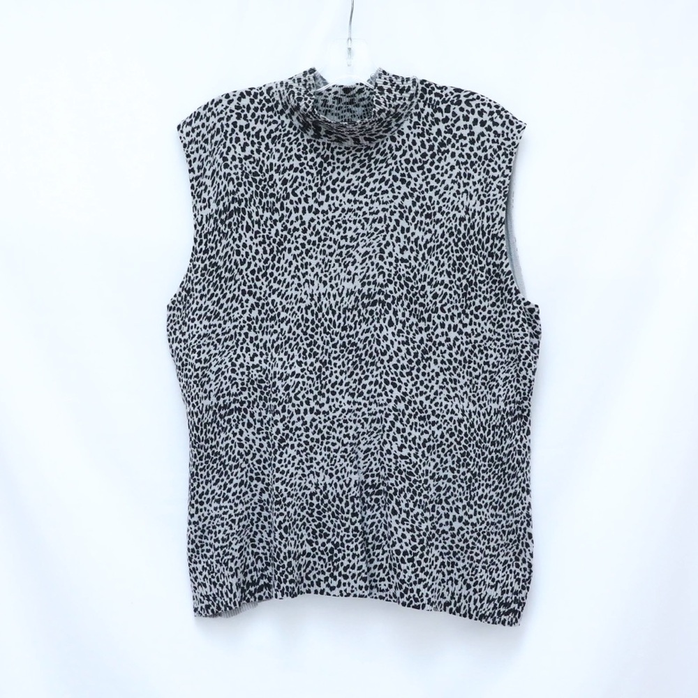 Paraphrase sleeveless top grey cheetah animal print plus size tank 2X casual